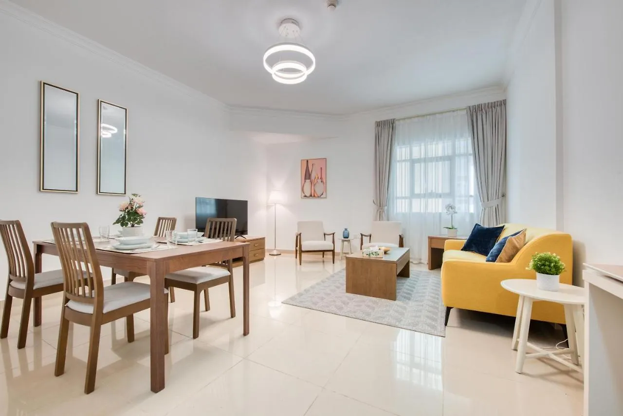 Pool View 2 Bedrooms Apartments At Plaza Residences Dubai 0*,